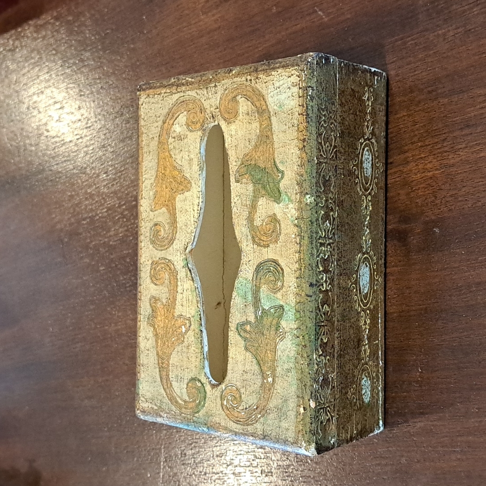 Vintage Florentine Tissue Box Gold Tones 2"×5.5